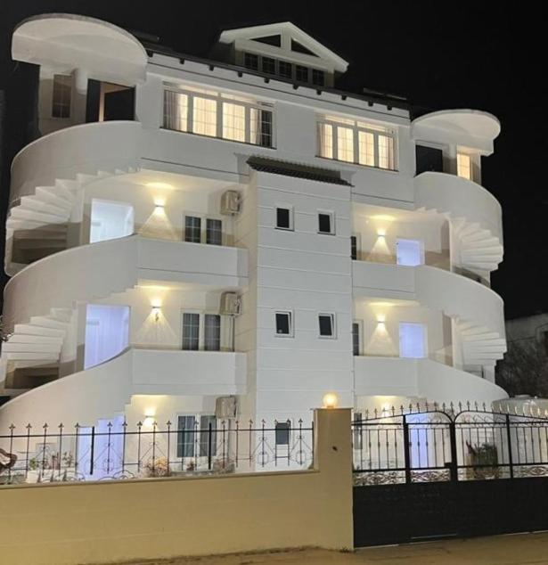 Hotel Vila Herta Durrës Eksteriør billede